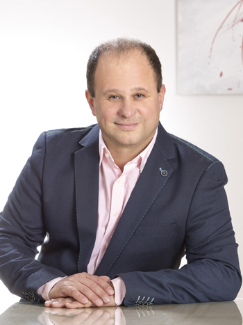 Passfoto Paul Falkensteiner